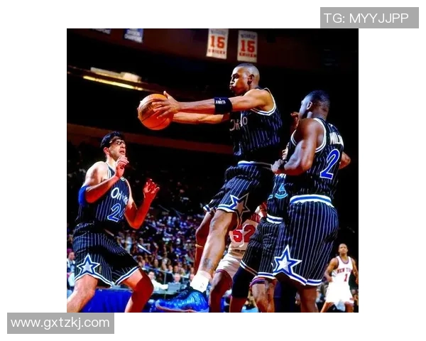 球星鞋履收藏热潮解析 从经典到限量版如何引领潮流 球星鞋履收藏热潮解析 从经典到限量版如何引领潮流